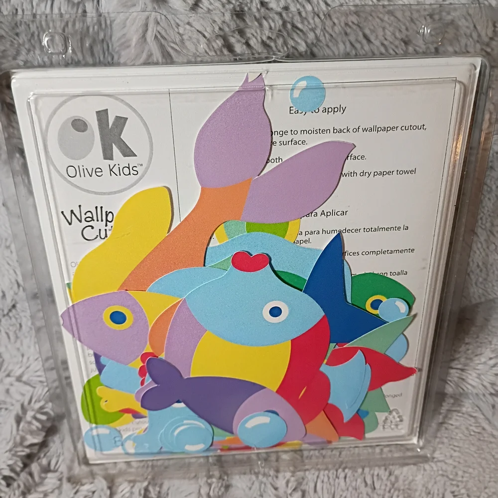 Somethin' Fishy Wallpaper Cutouts - Colorful Design